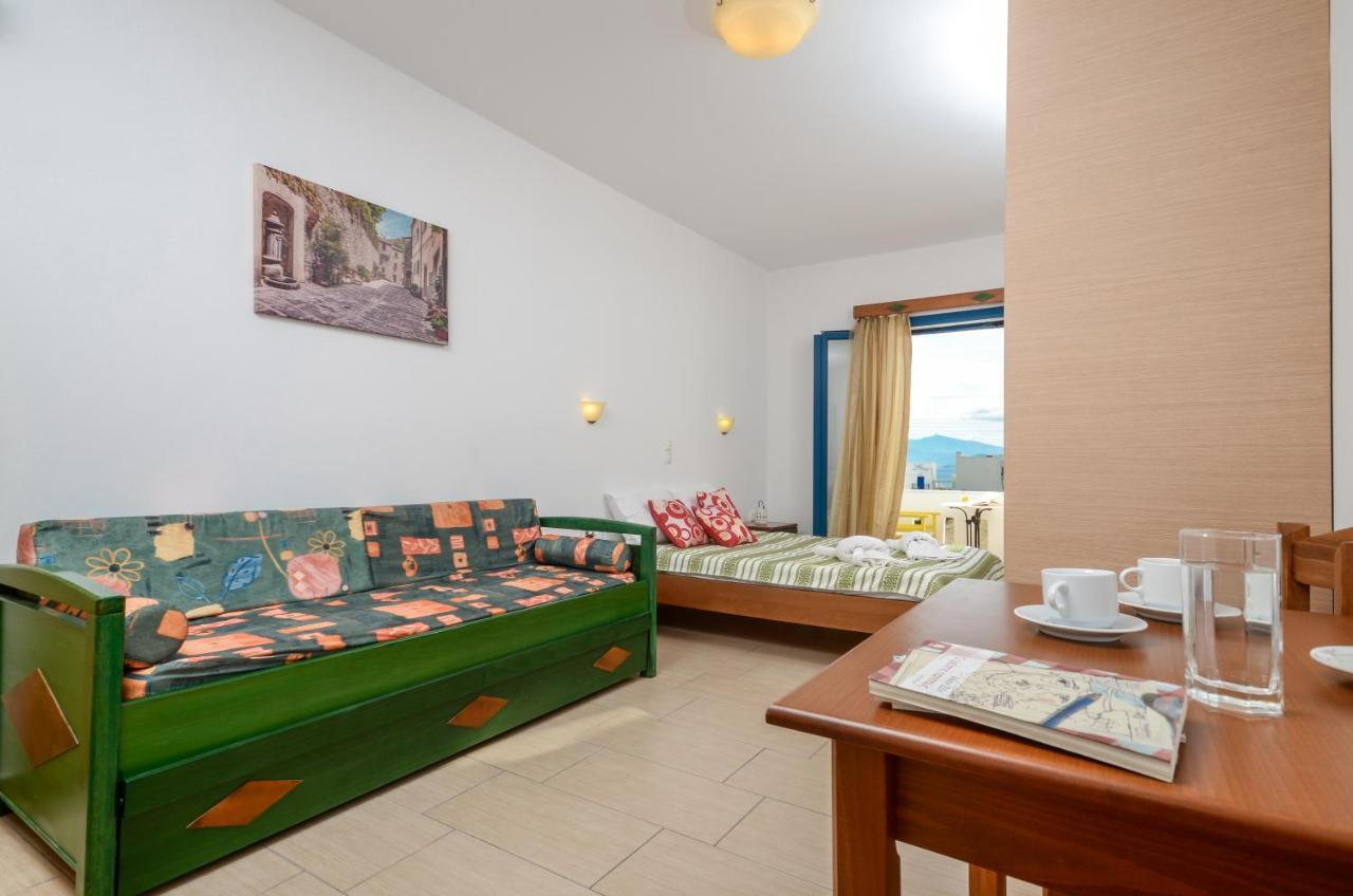 Magic Summer Agia Anna  Rum bild